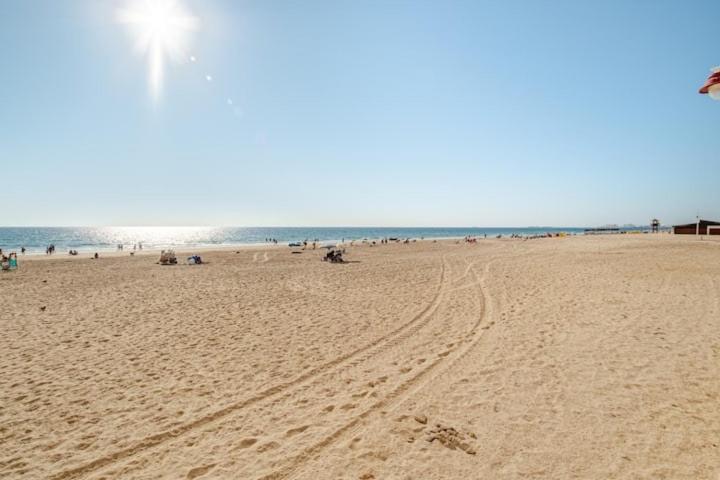 Apartamento Playa Victoria カディス エクステリア 写真